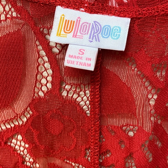 ⚡️FLASH SALE⚡️NWT LuLaRoe Lindsay Lace Red Small - Picture 2 of 5